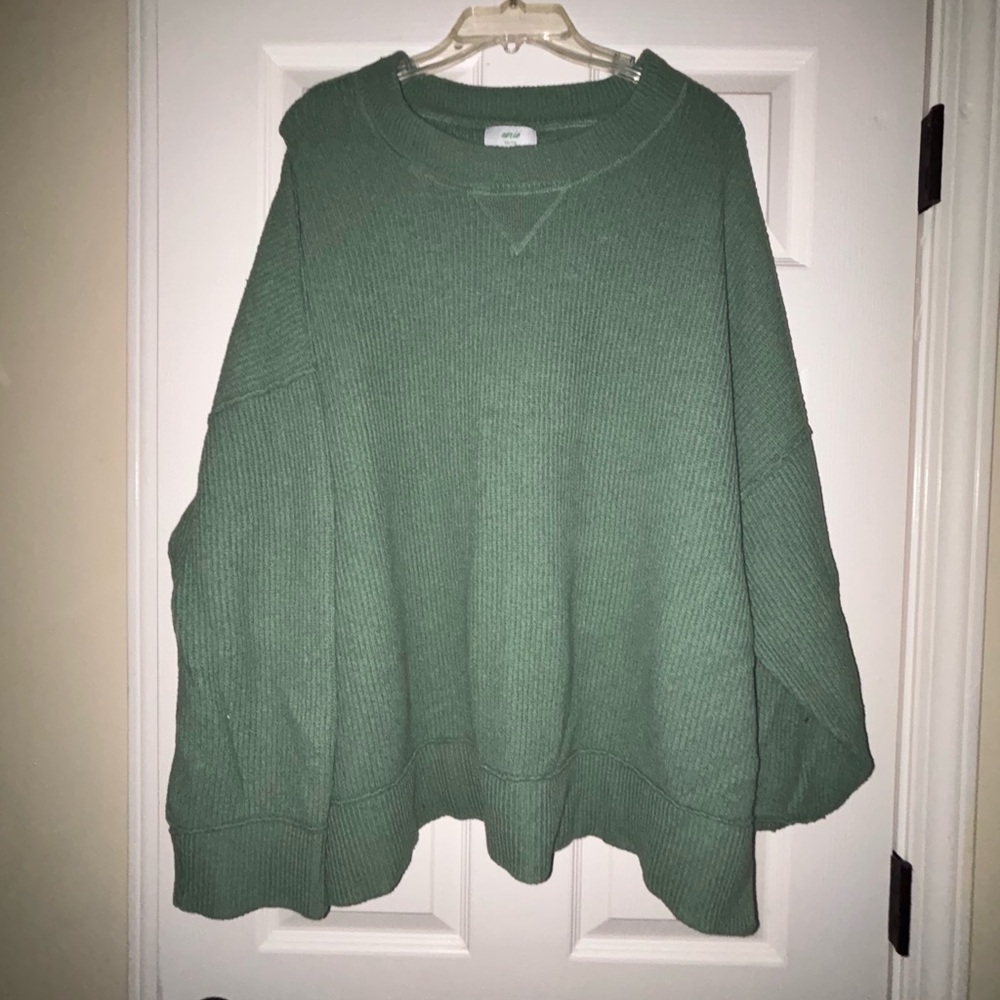 Aerie Green Crew Neck Sweater with Relaxed Fit